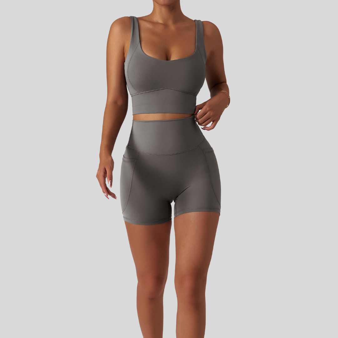 Mae Set Gray