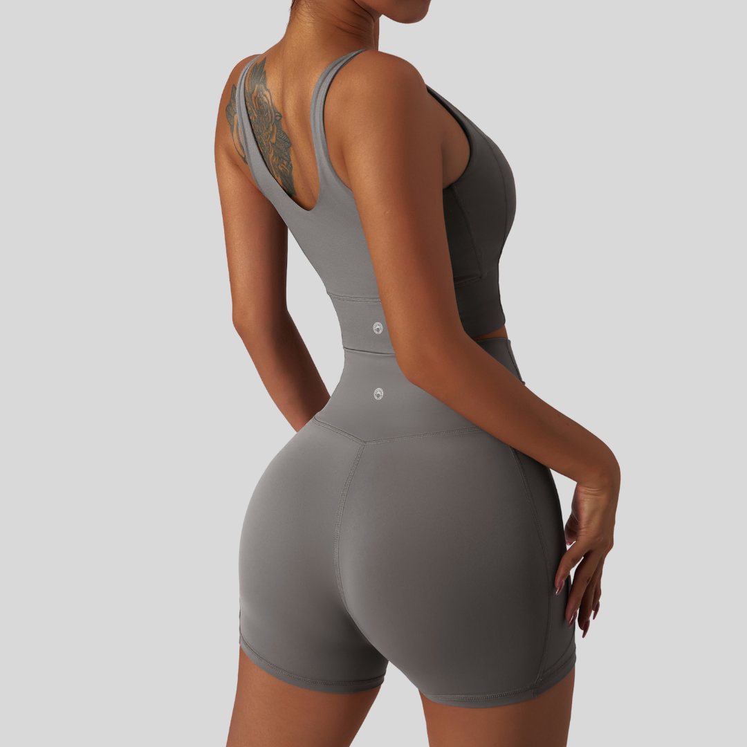 Mae Set Gray